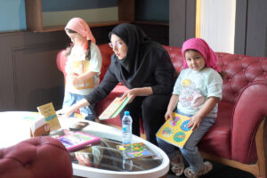 کافی شاپ و کافه کتاب مجتمع شهدای سلامت