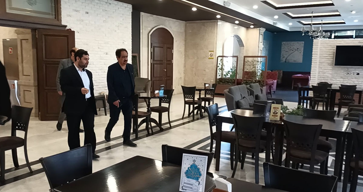 دکتر شبستری