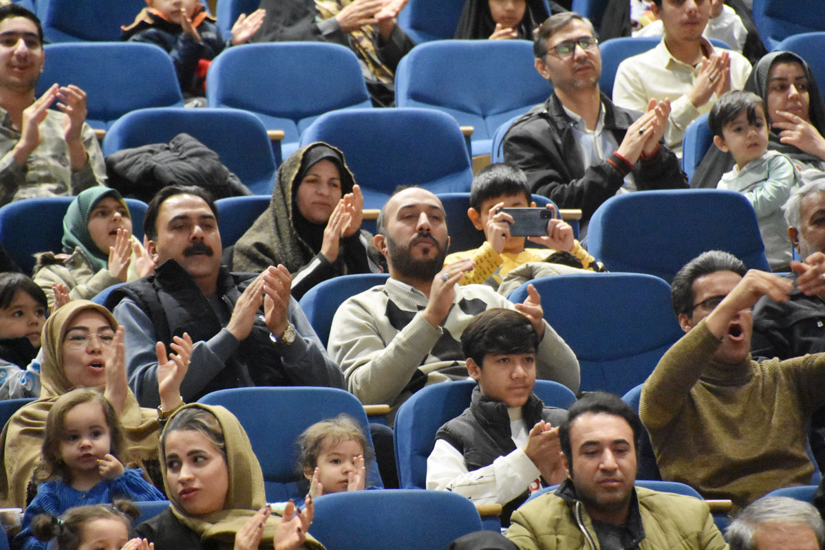 جشن بزرگ گرامیداشت دهه فجر