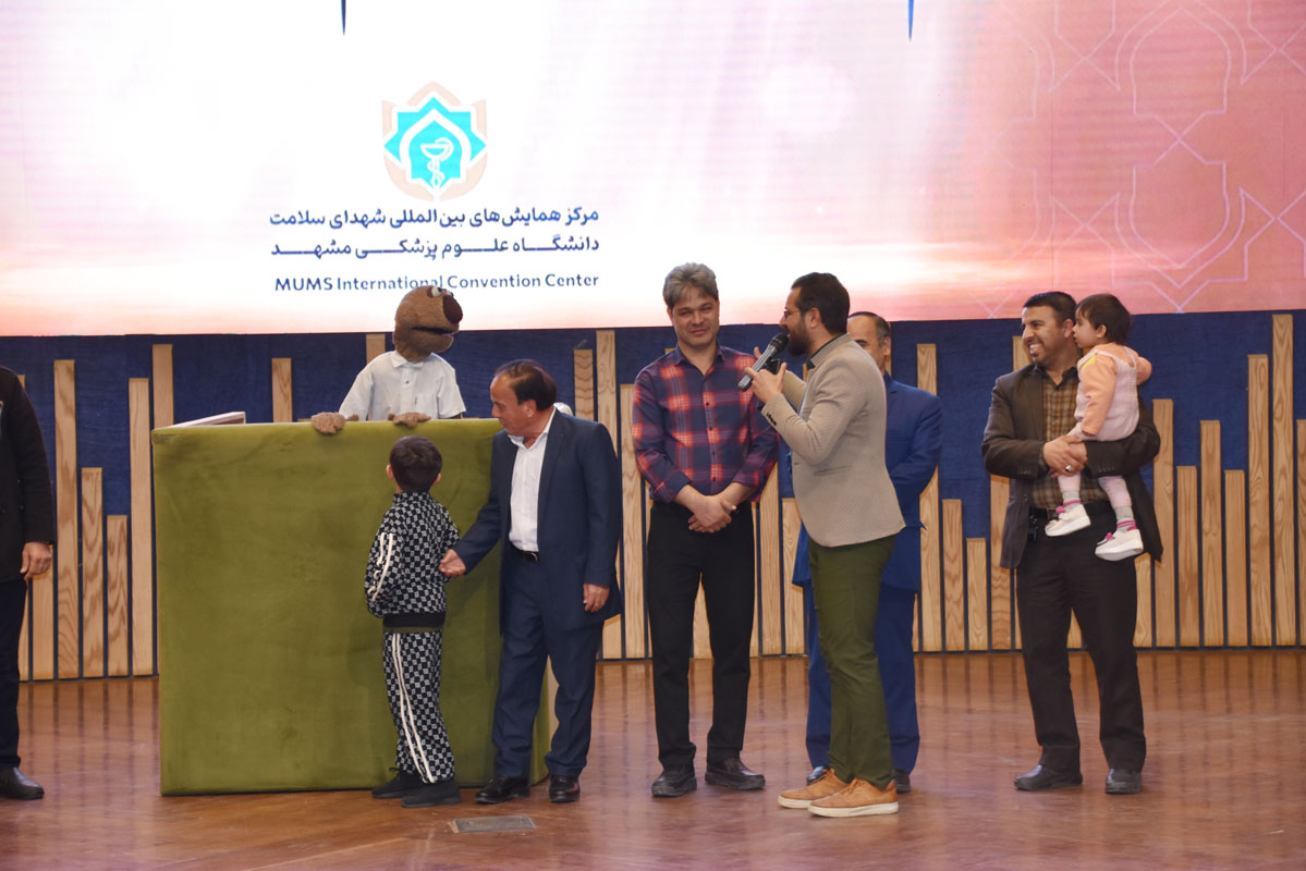 جشن بزرگ گرامیداشت دهه فجر
