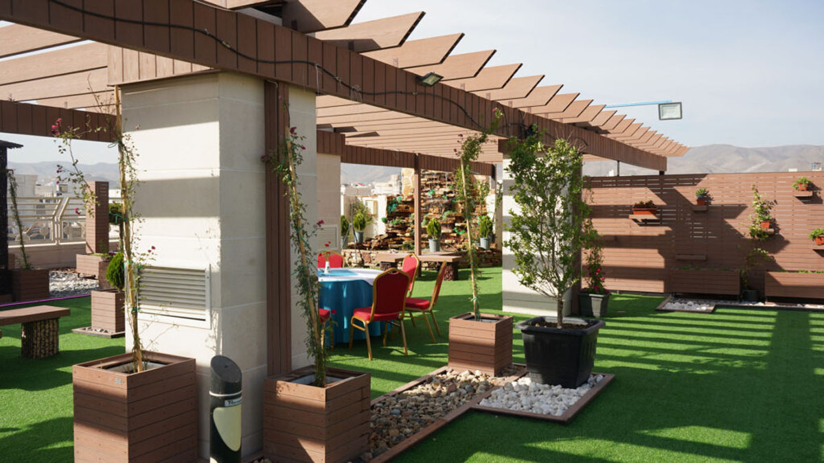 روف گاردن مجتمع شهدای سلامت