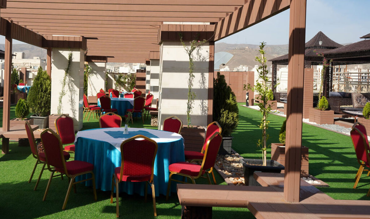 روف گاردن مجتمع شهدای سلامت