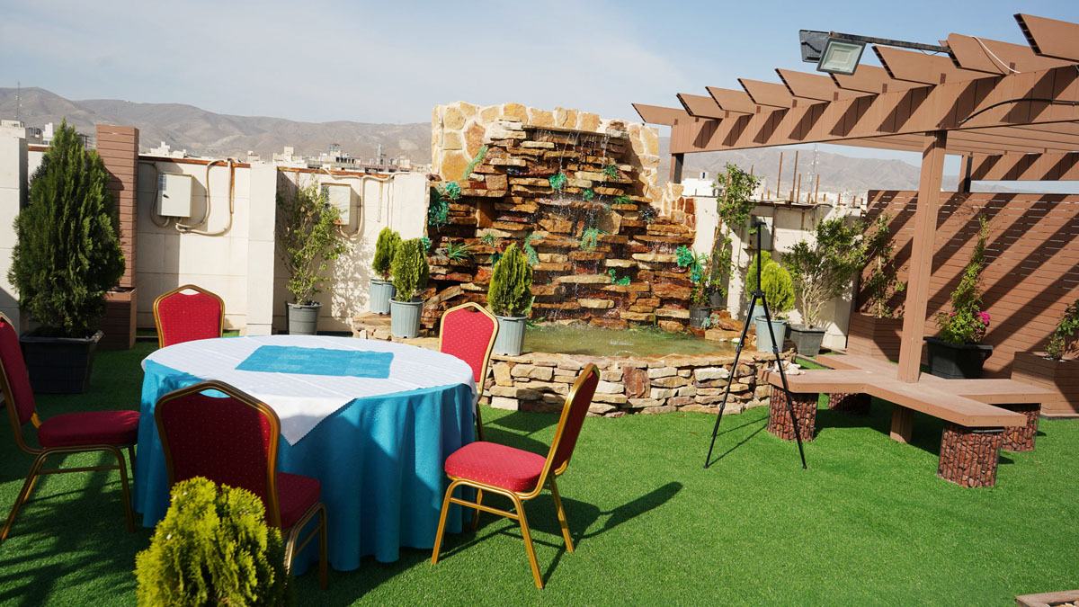 روف گاردن مجتمع شهدای سلامت